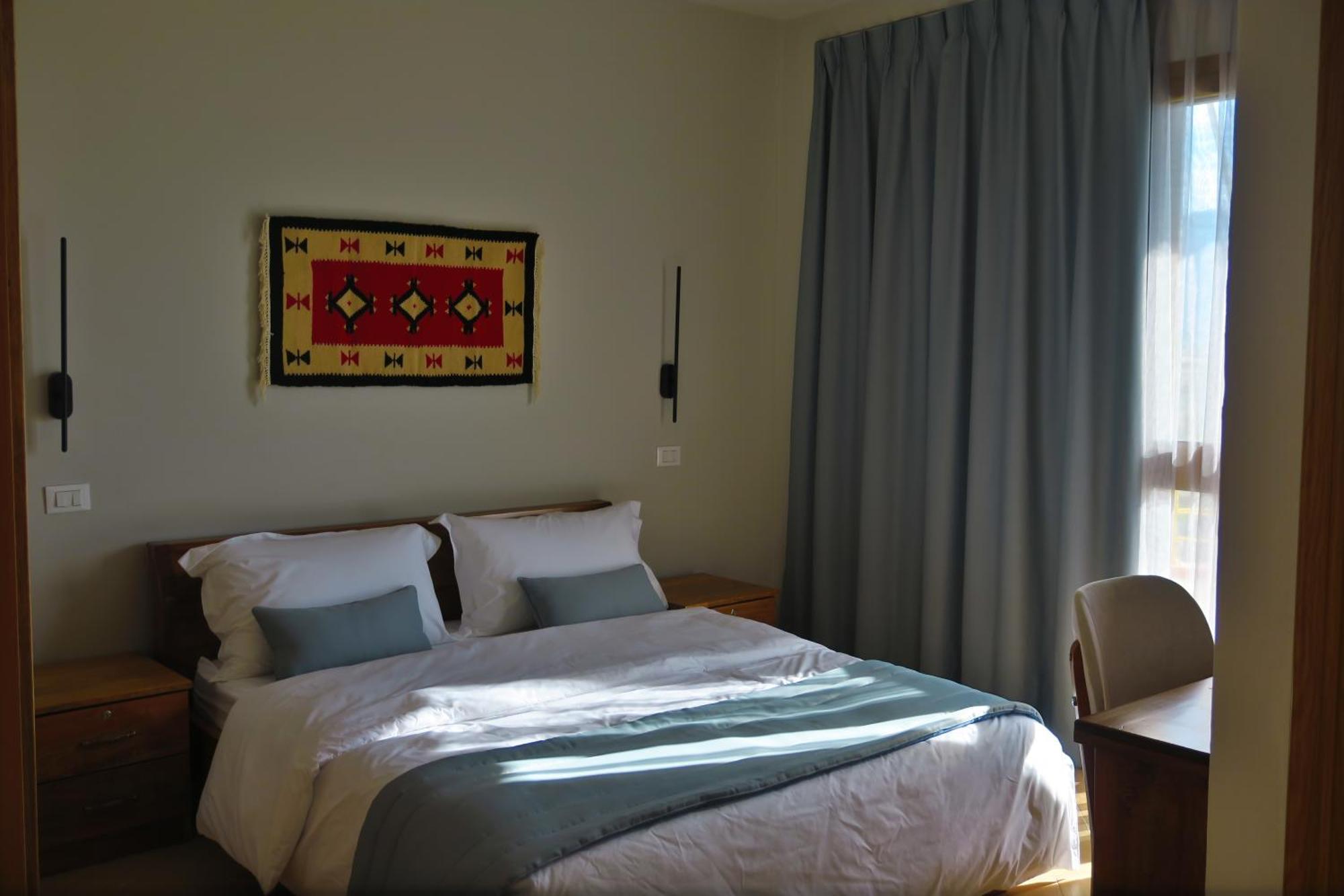 Doko Hotel Radhime Exterior photo